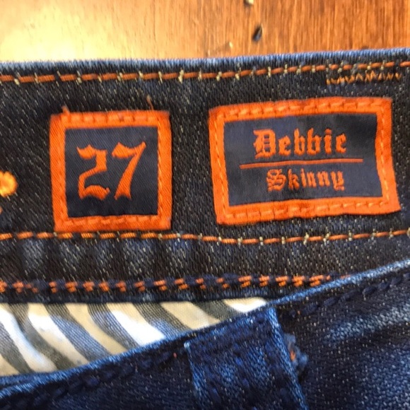 Fabulous Rock Revival Skinny Jeans - Picture 6 of 6